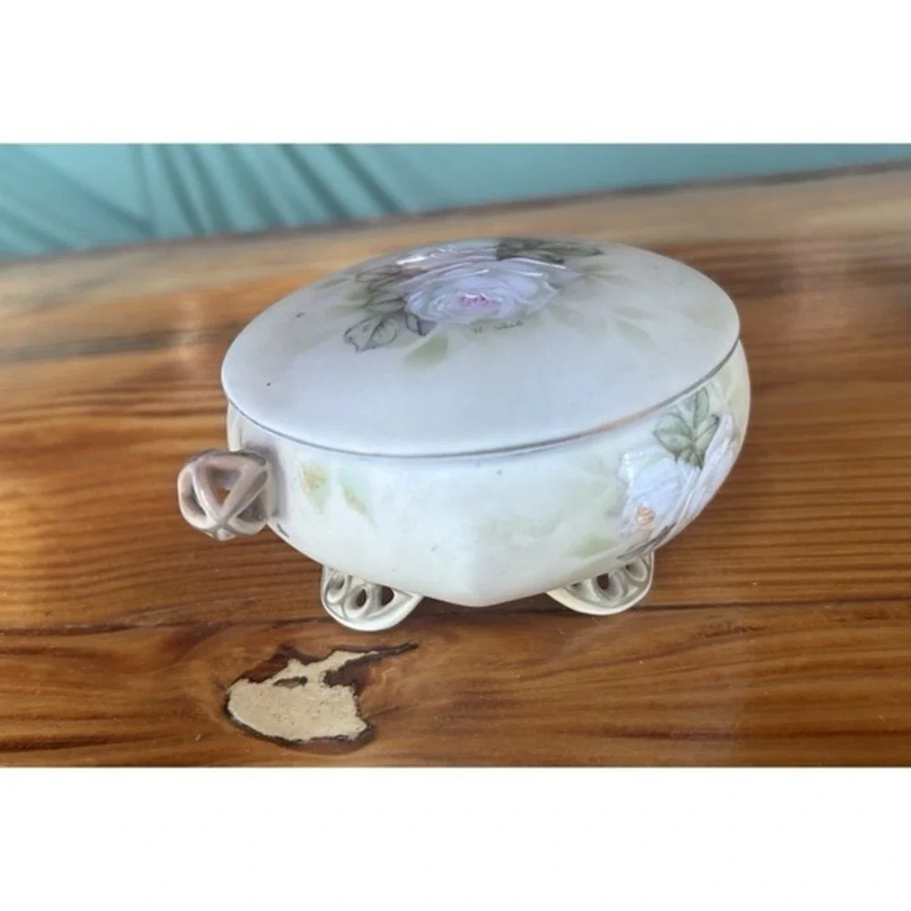 2-PC‎ Antique Bayreuth Bavaria Ivory Vanity Basket & Trinket Dish Artist Signed